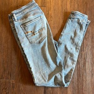 Women’s American Eagle Jeans